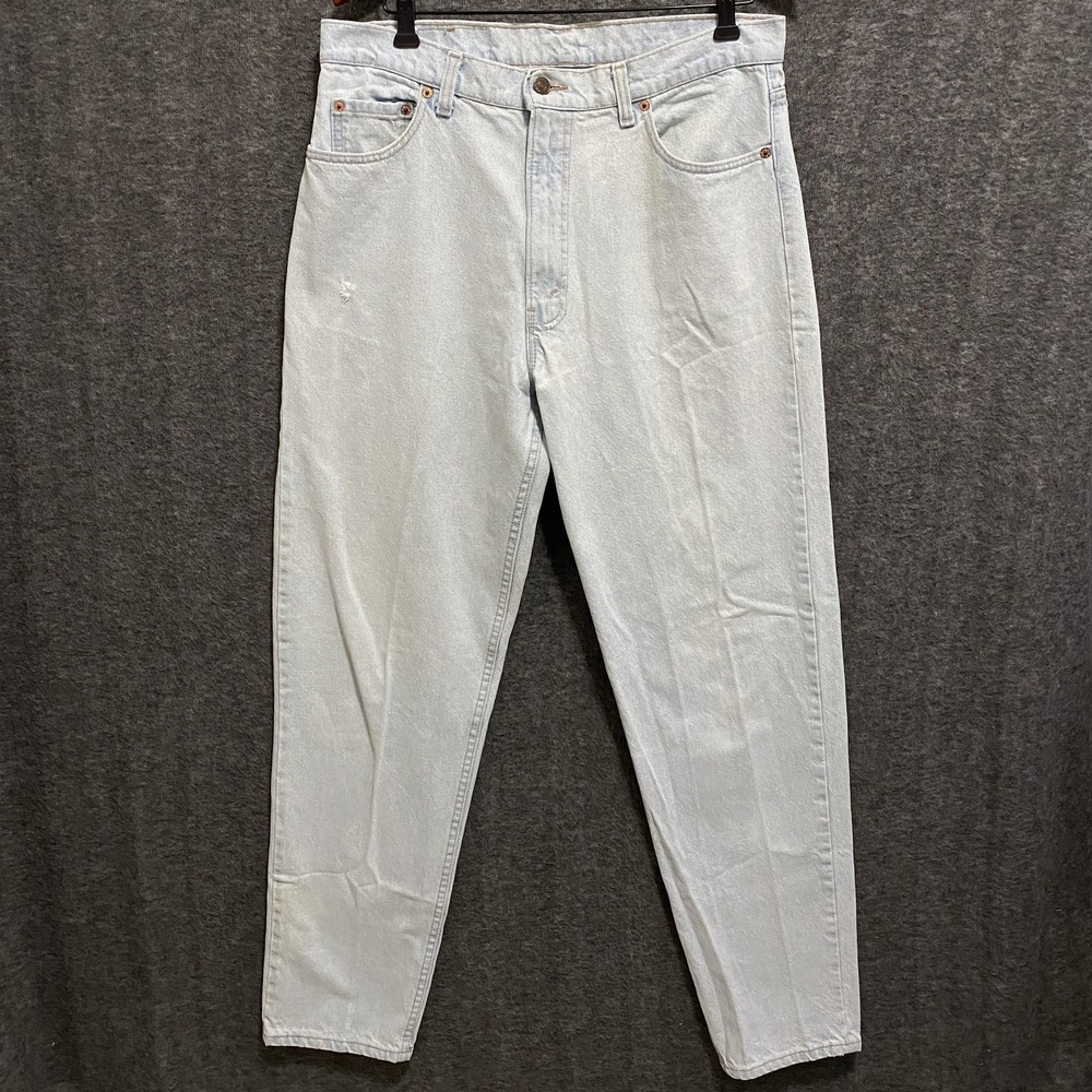 Vintage Levis 550 Jeans Mens 36x34 Blue Light Wash Relaxed Tapered Denim USA 90s